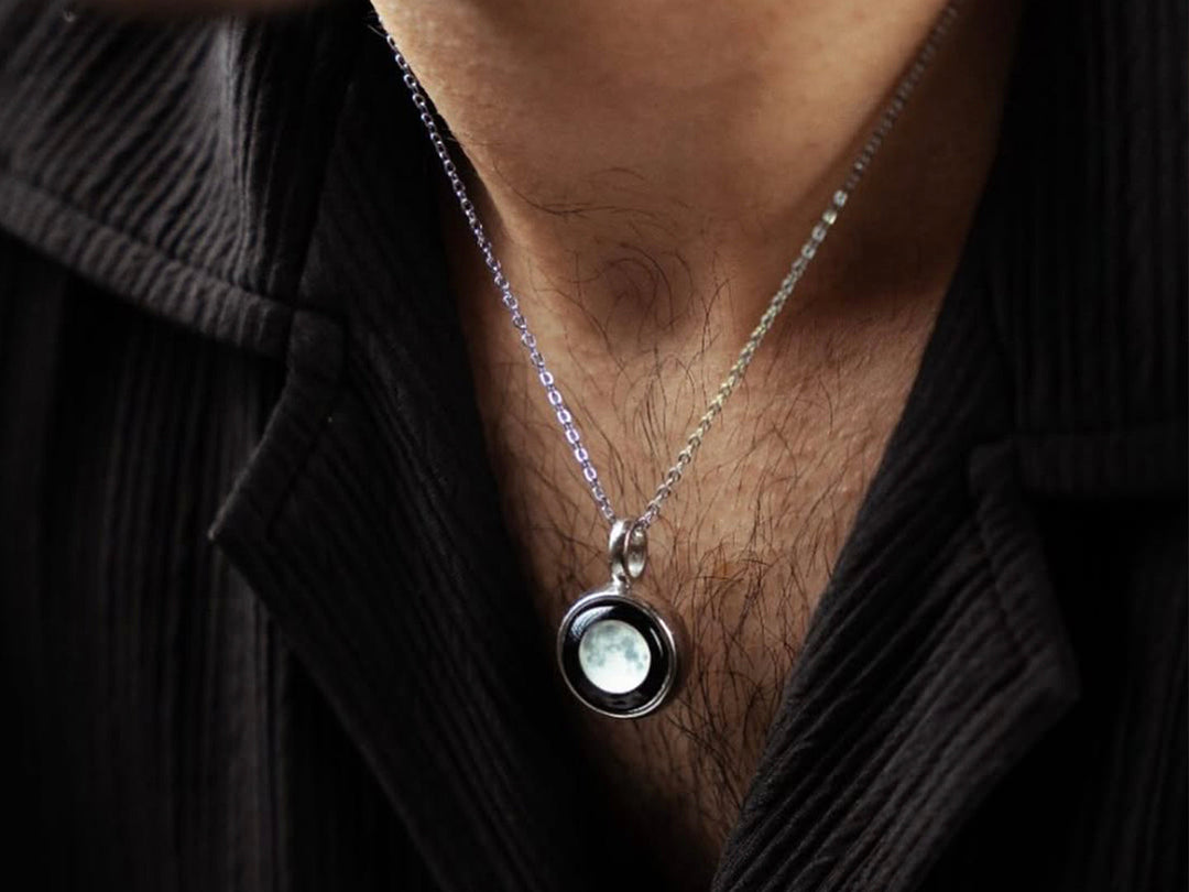 Signature Birthmoon Necklace