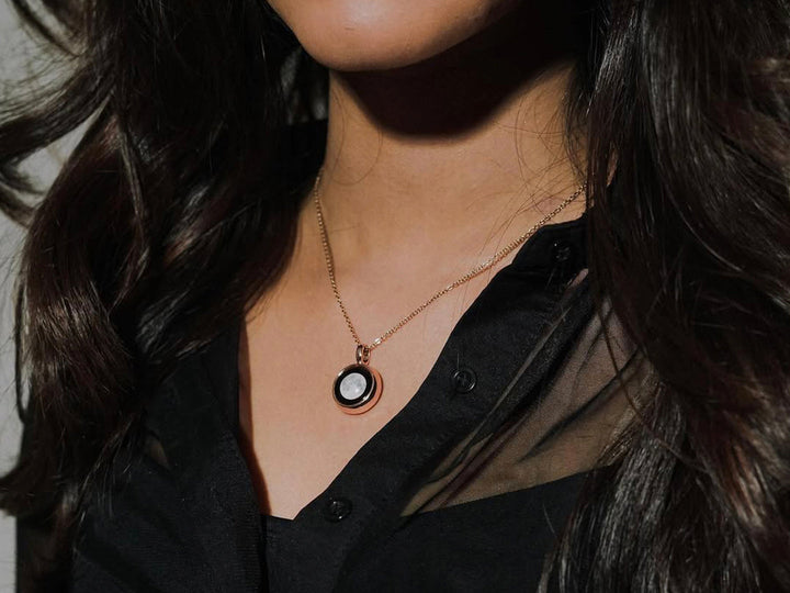 Signature Birthmoon Necklace