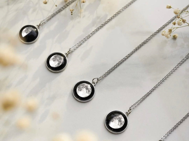 Signature Birthmoon Necklace