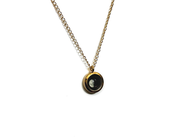 Birthmoon Premium Necklace (Gold)
