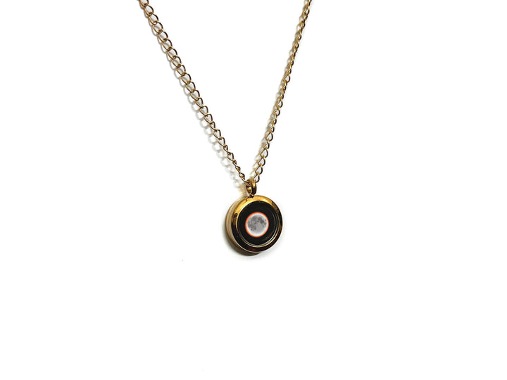 Premium Necklace Gold (Luna In Color)