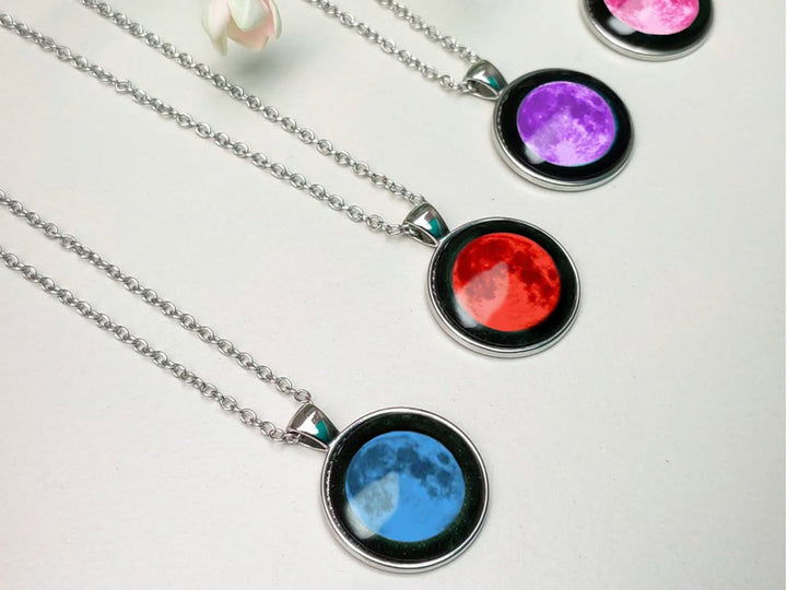 Necklace (Luna In Color)