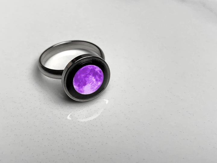 Ring (Luna In Color)
