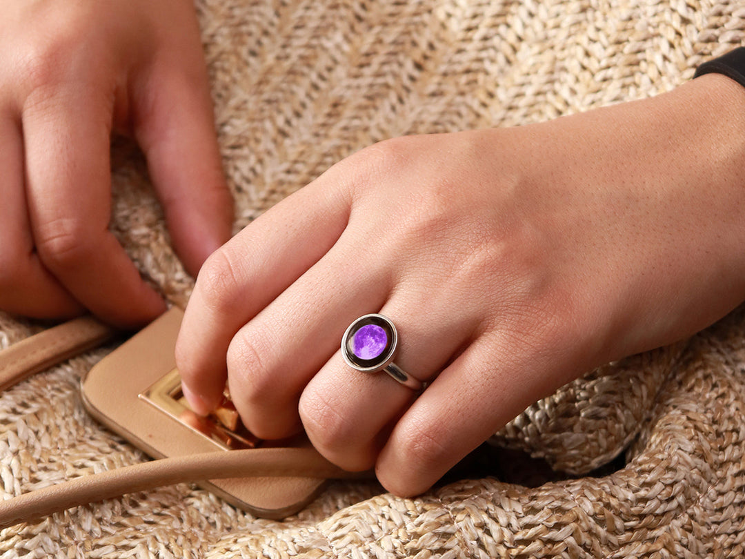 Ring (Luna In Color)
