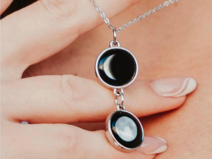 Birthmoon Twin Necklace